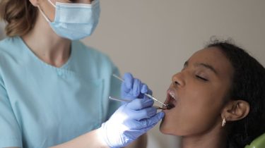 essay on dentist in english